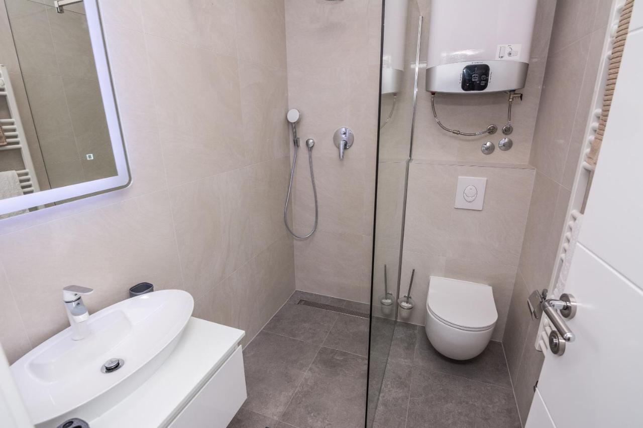 Apartment Spanic 1 Vir Eksteriør bilde
