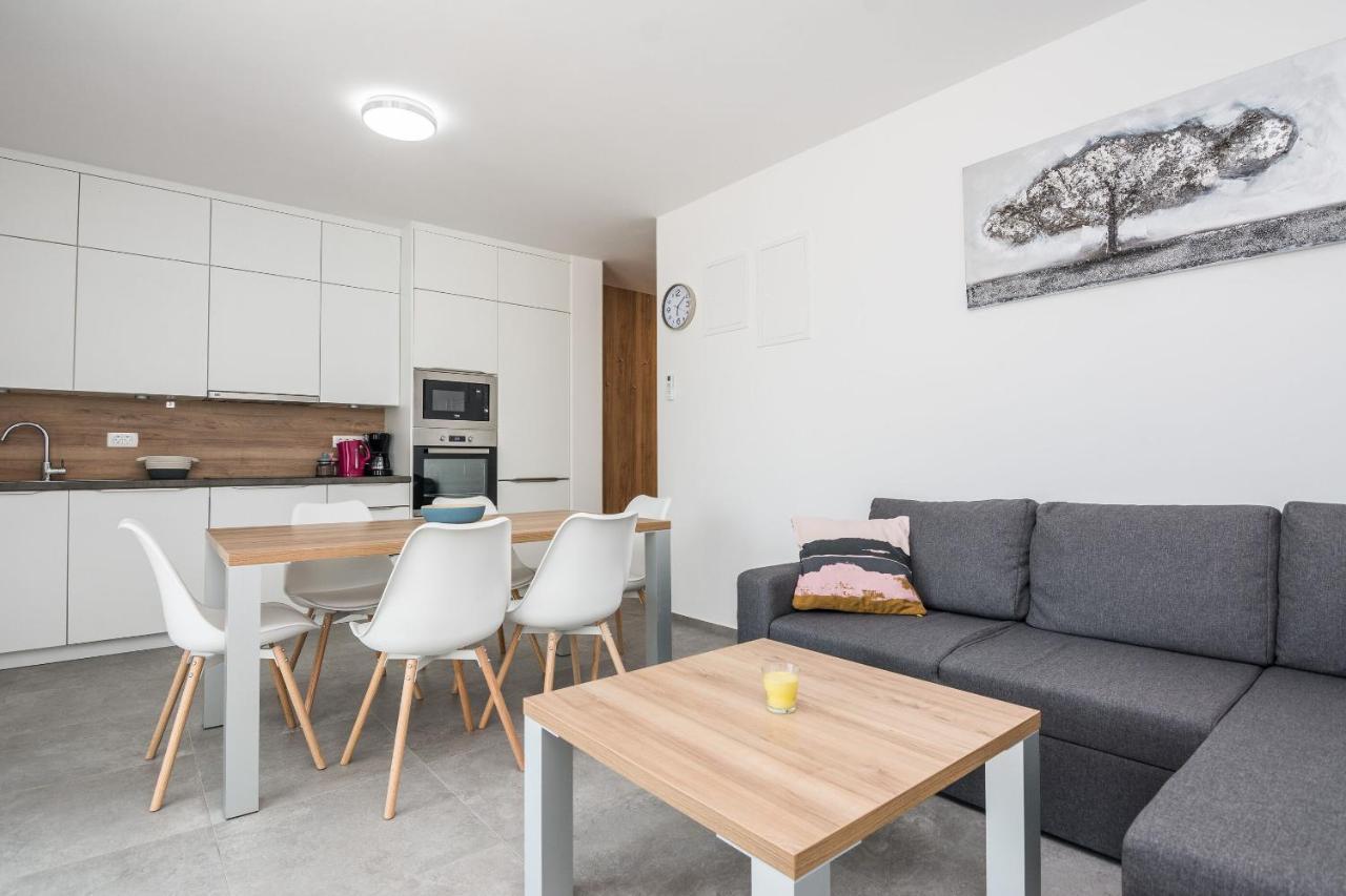Apartment Spanic 1 Vir Eksteriør bilde