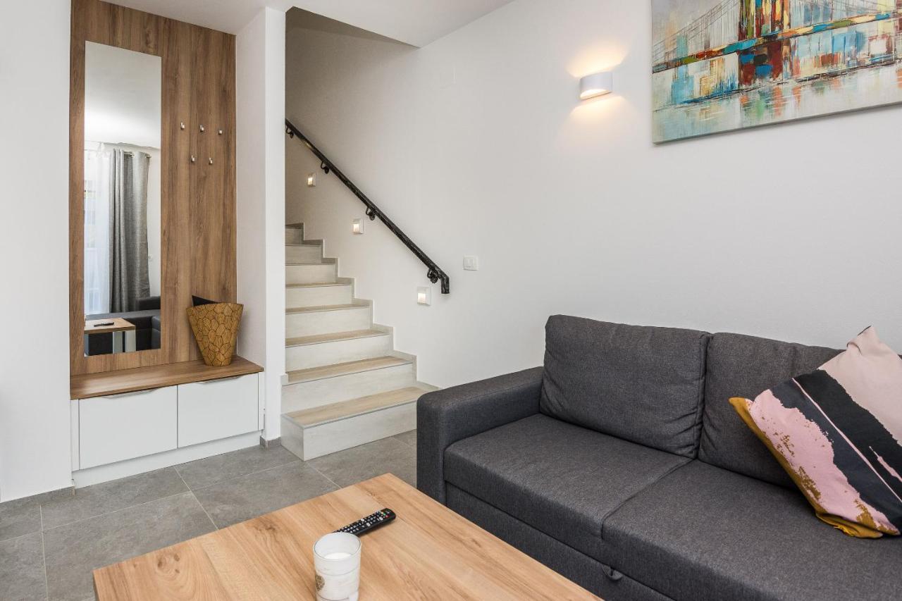Apartment Spanic 1 Vir Eksteriør bilde