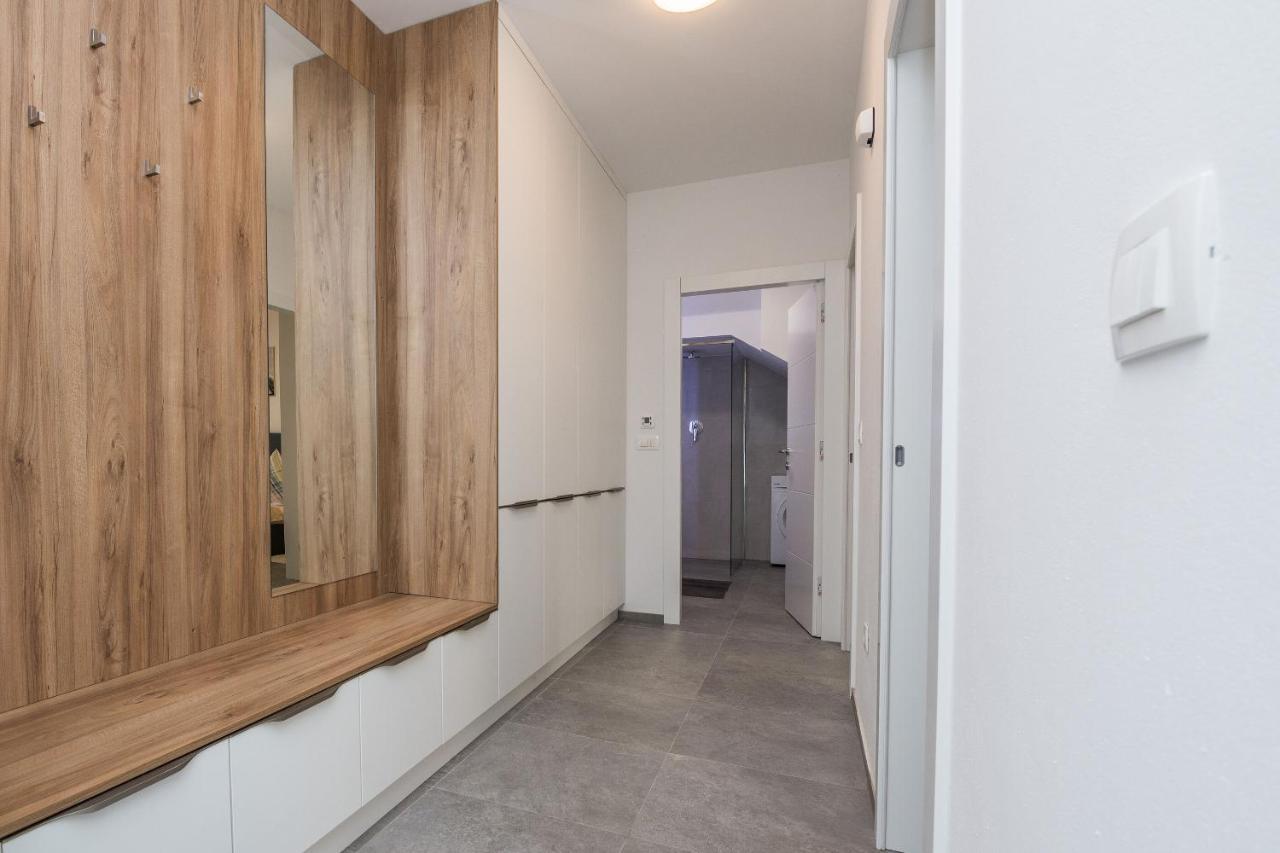 Apartment Spanic 1 Vir Eksteriør bilde